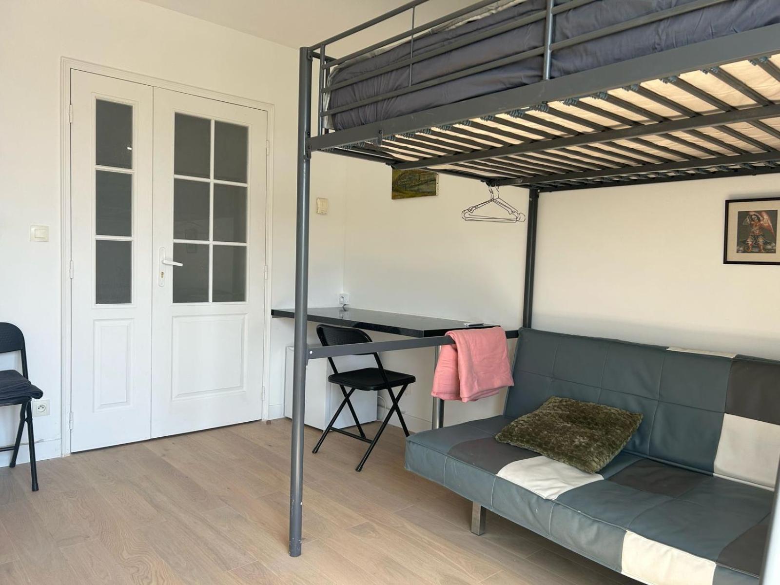 Privees Dans Un De 4 Pieces Homestay